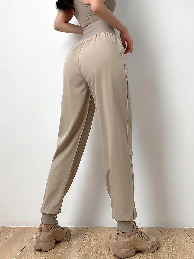 Naked-feel Loose Fit Sport Workout Joggers Women High Waist Elastic Workout Gym Joggers with Two Side Pocket