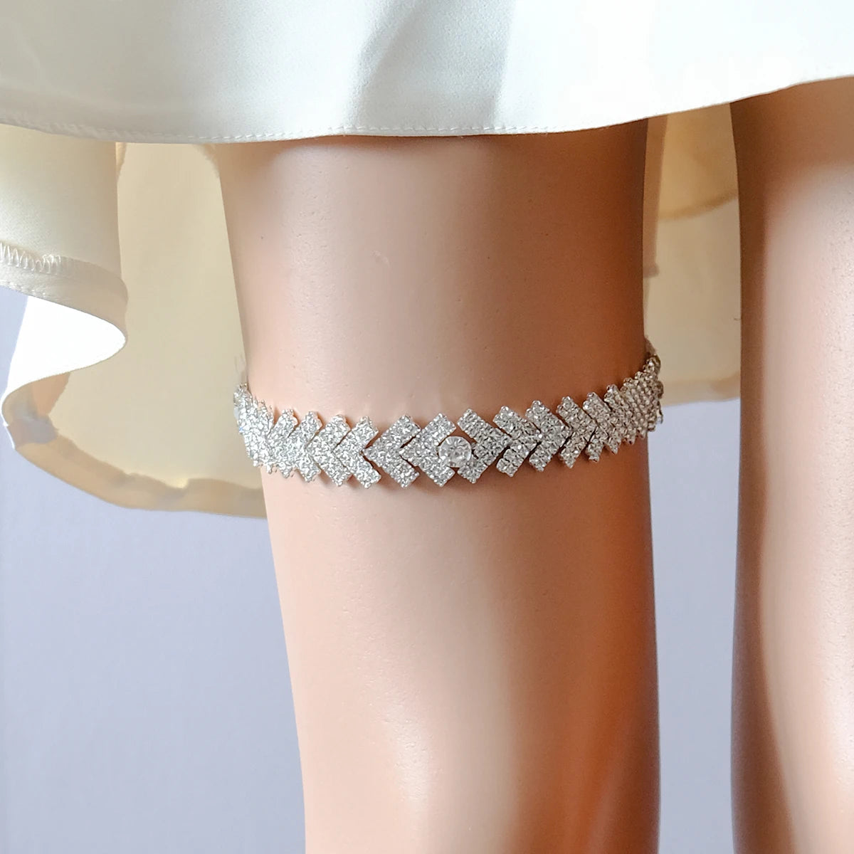 Sexy Leg Garters Belt For Women Lace Embroidery Floral Bride Leg Garter Wedding Fashion Sexy Flower Lace Accessories