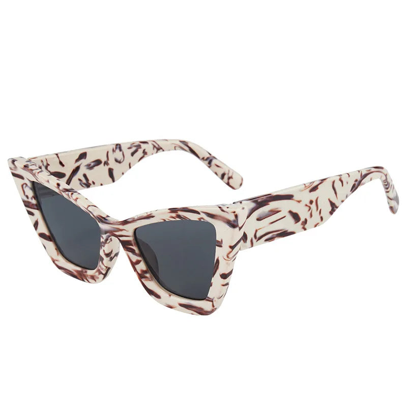 2023 New Design Fashion Big Frames Cat Eye Sunglasses Women Trend Luxury Brand Shades Female Eyewear UV400